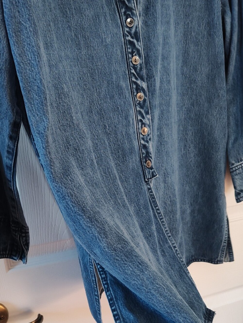 Liz Claiborne Denim Button-Front Shirt in Blue - Picture 4 of 5